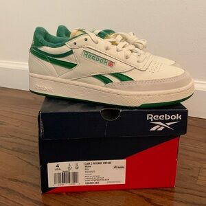 Men’s size 4 Reebok Club C Revenge Vintage